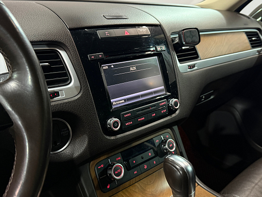 Volkswagen Touareg, 2014 года, пробег 218000 км