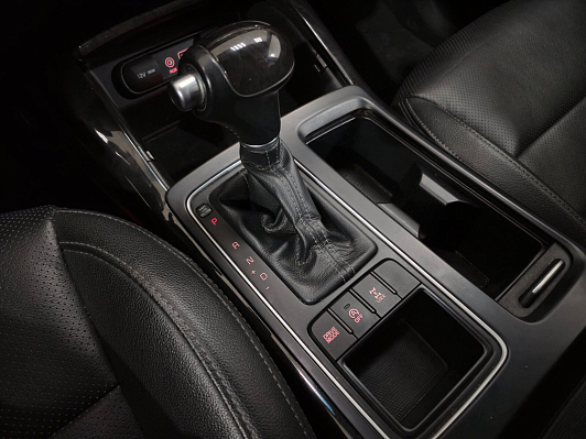 Kia Sorento, 2017 года, пробег 135319 км