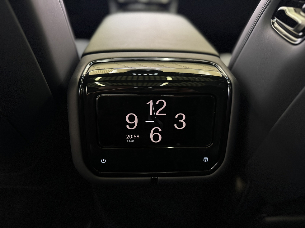 Zeekr 9X Ultra, черный