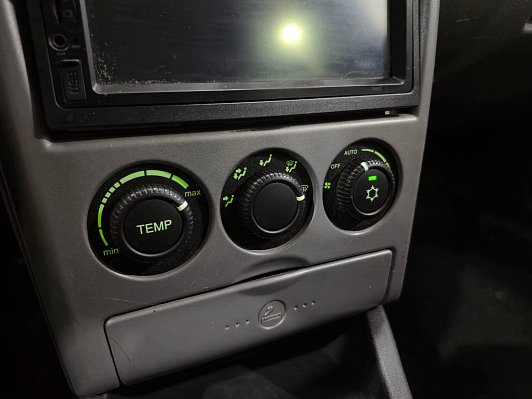 Lada (ВАЗ) Priora Люкс, 2009 года, пробег 189465 км