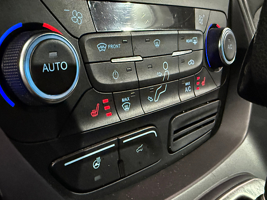 Ford Kuga, 2016 года, пробег 101400 км