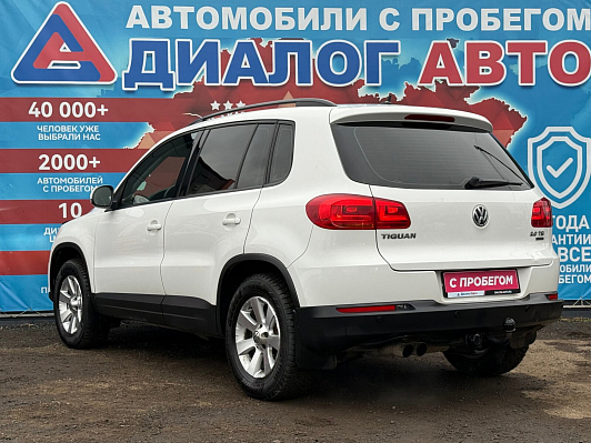 Volkswagen Tiguan Avenue, 2013 года, пробег 272000 км