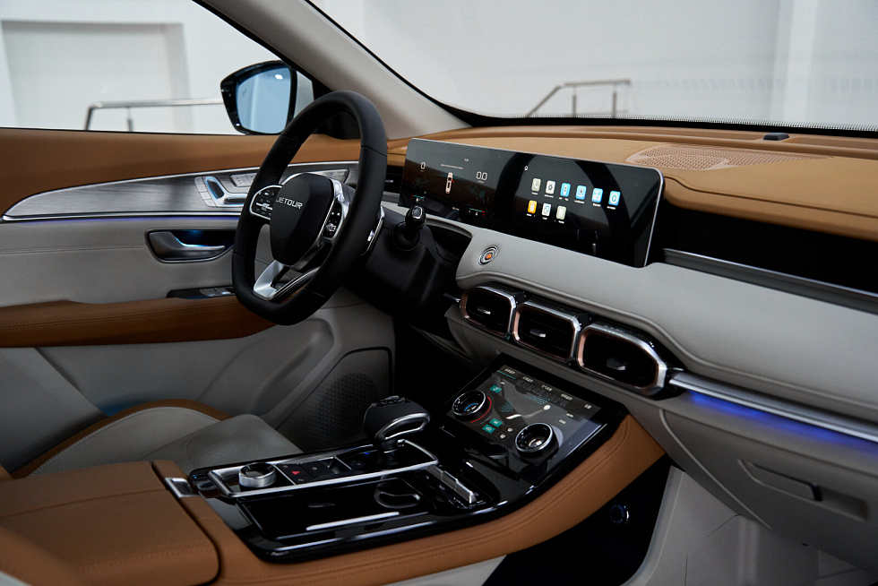 JETOUR X70 PLUS Люкс, белый