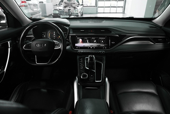 Geely Atlas Pro Luxury, 2023 года, пробег 99500 км