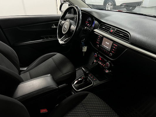 Kia Rio Prestige, 2018 года, пробег 98295 км