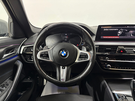 BMW 5 серии 520d xDrive M Sport Pure, 2020 года, пробег 104377 км