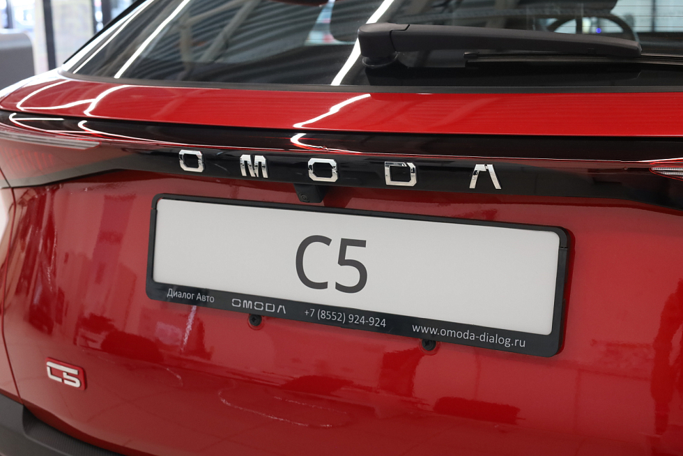 Omoda C5 Стиль, красный