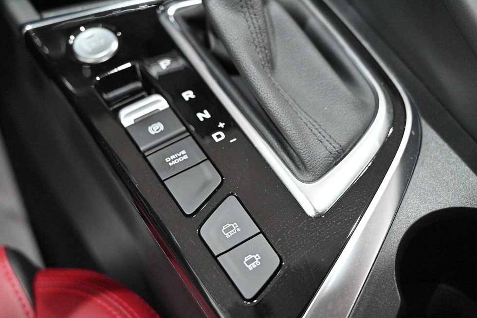 Changan Eado Plus Tech, белый