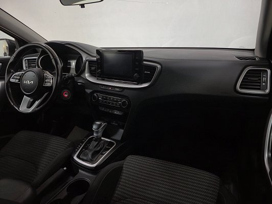 Kia Ceed Luxe, 2023 года, пробег 146300 км