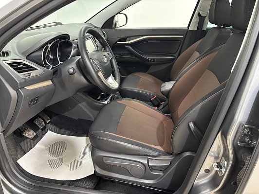 Lada (ВАЗ) Vesta Luxe Multimedia, 2019 года, пробег 111628 км