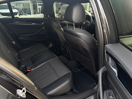 BMW 5 серии, 2018 года, пробег 129871 км