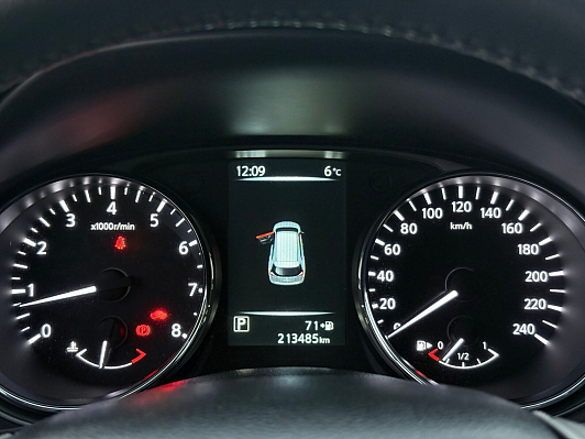 Nissan X-Trail SE, 2016 года, пробег 213485 км