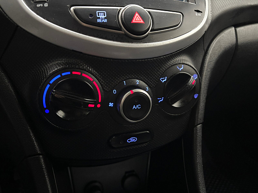 Hyundai Solaris Comfort, 2015 года, пробег 97091 км