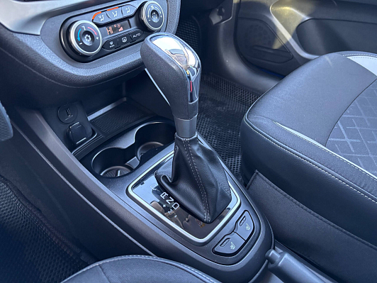 Lada (ВАЗ) Vesta Luxe, 2021 года, пробег 73072 км