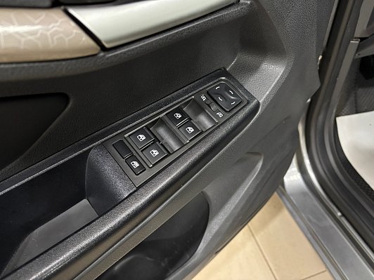 Lada (ВАЗ) Vesta Luxe Multimedia, 2019 года, пробег 111628 км