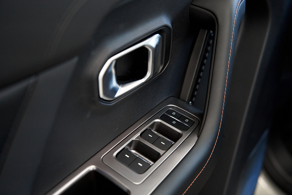 JETOUR T1 Престиж, золотой