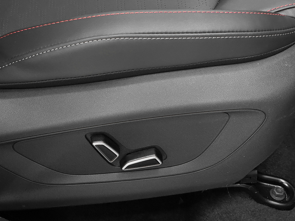 Changan UNI-S (CS55 Plus) Comfort, серебряный