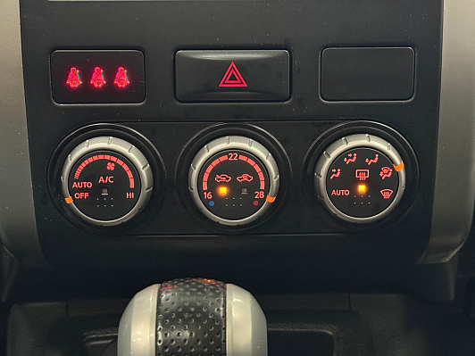 Nissan X-Trail SE High, 2012 года, пробег 208000 км