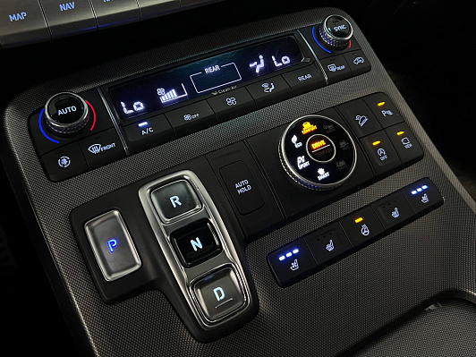 Hyundai Palisade Prestige (8 мест) + Smart Sense, 2021 года, пробег 115629 км
