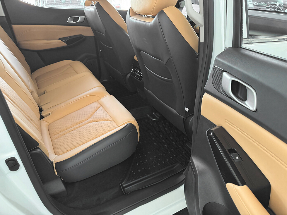 Changan Hunter Plus Luxe, белый