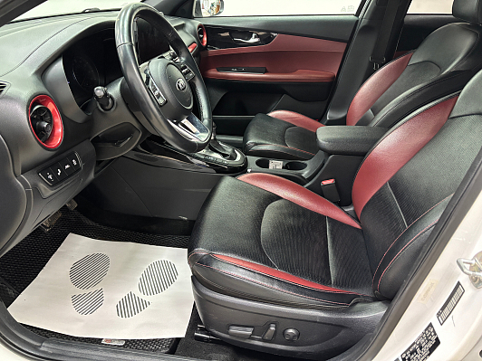 Kia Forte, 2018 года, пробег 90628 км