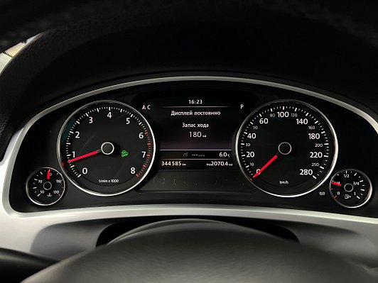 Volkswagen Touareg, 2010 года, пробег 344585 км