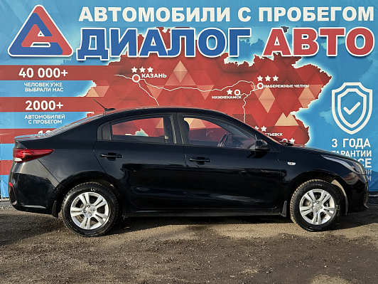 Kia Rio Luxe, 2017 года, пробег 128000 км
