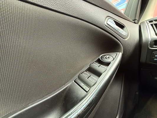 Ford Focus Titanium, 2012 года, пробег 286000 км