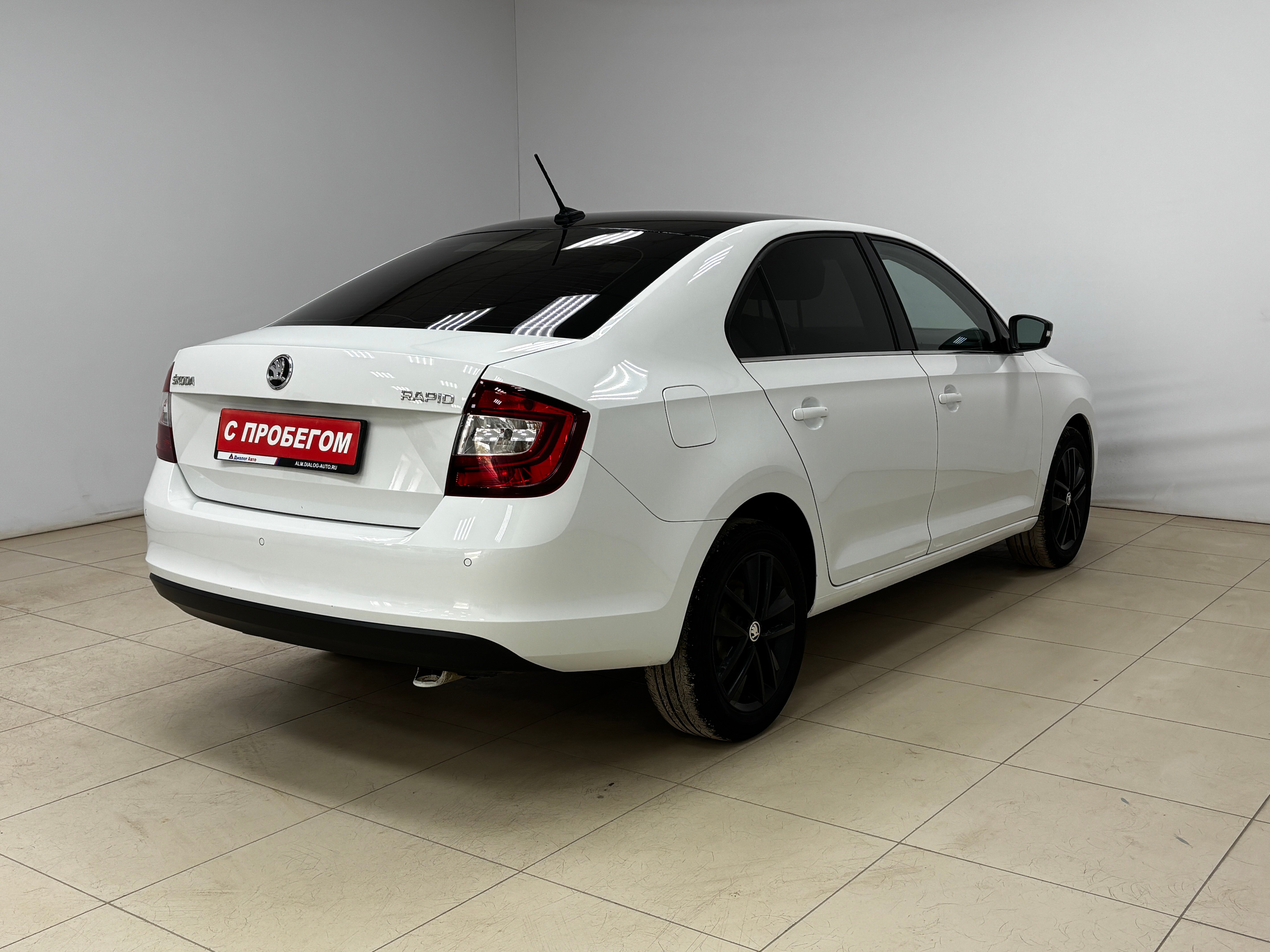 Skoda Rapid Hockey Edition Ambition, 2017 года, пробег 113017 км