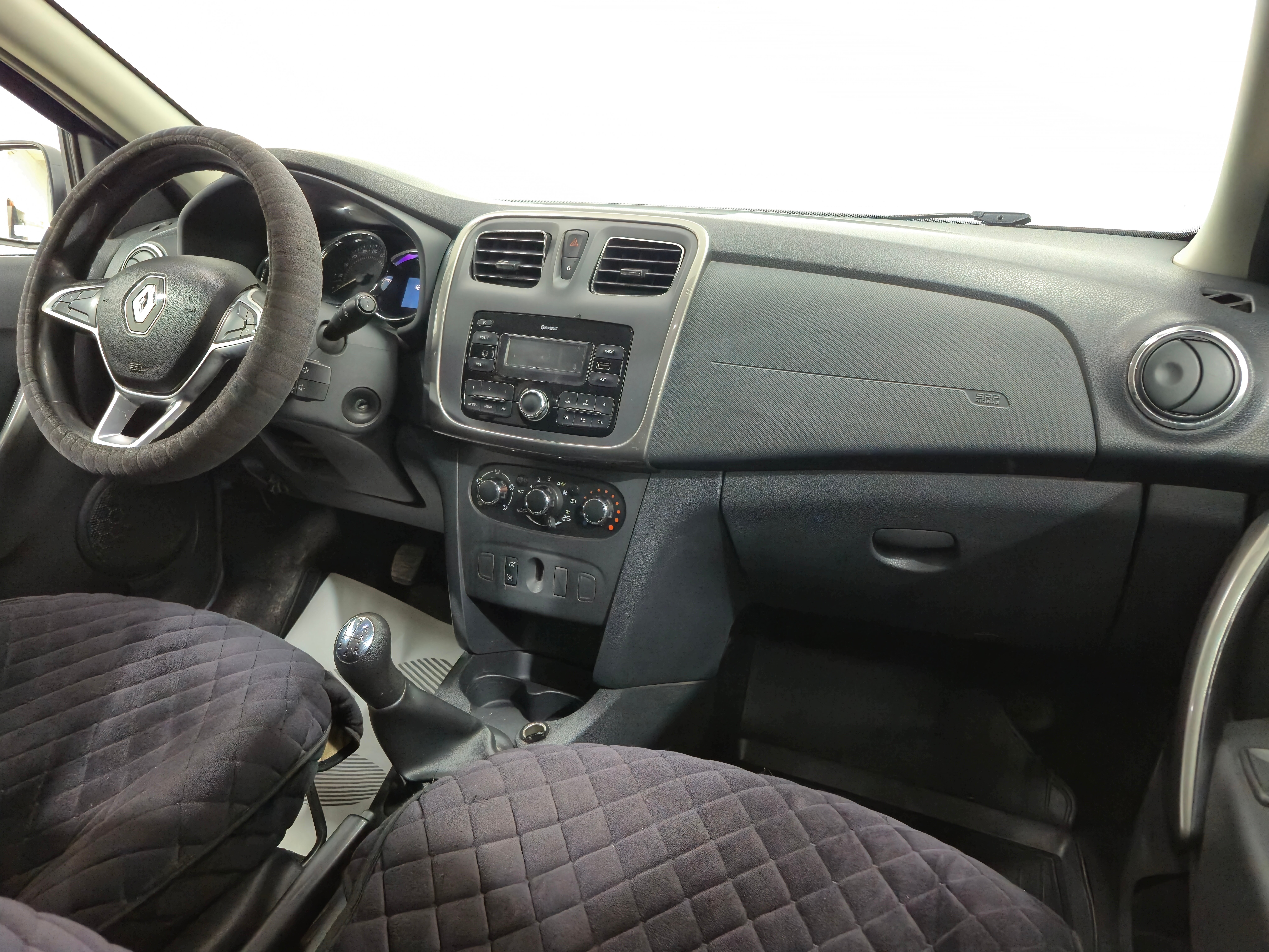 Renault Sandero Stepway Life, 2018 года, пробег 120417 км