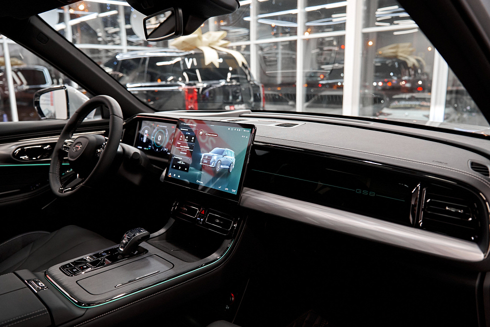 GAC GS8 GX Premium, серебряный