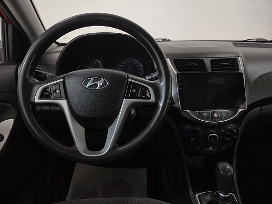 Hyundai Solaris Active, 2014 года, пробег 195945 км