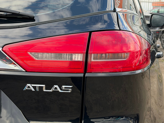Geely Atlas Luxury, 2020 года, пробег 97700 км