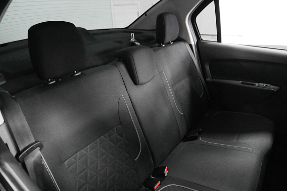 Renault Logan Stepway Drive, 2020 года, пробег 82719 км