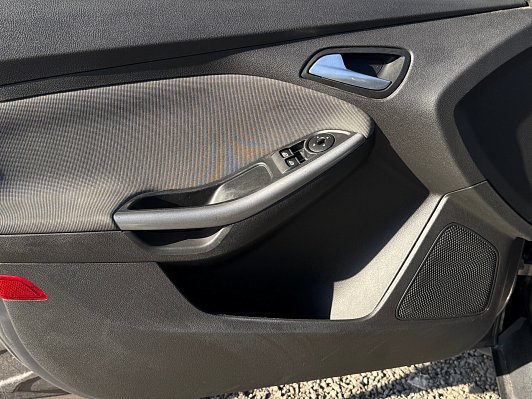 Ford Focus SYNC Edition, 2014 года, пробег 248000 км