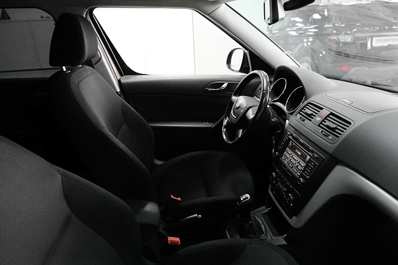 Skoda Yeti Active, 2012 года, пробег 197171 км