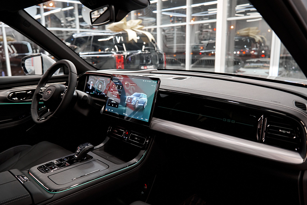 GAC GS8 GX Premium, серебряный