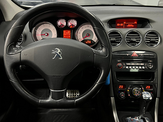 Peugeot 308 Allure, 2012 года, пробег 130000 км