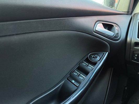 Ford Focus Titanium, 2016 года, пробег 200731 км
