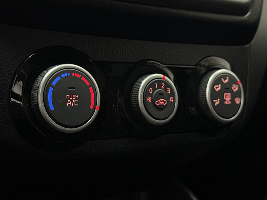 Kia Rio Comfort Аудио, 2016 года, пробег 141000 км