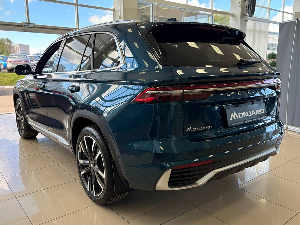 Geely Monjaro Luxury, зеленый