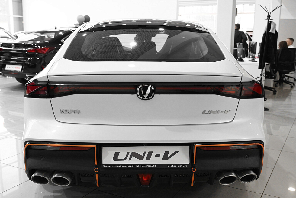 Changan UNI-V Техно, белый