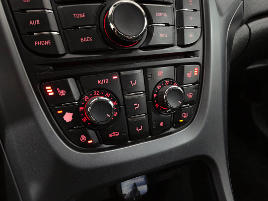 Opel Astra Sport, 2011 года, пробег 187505 км