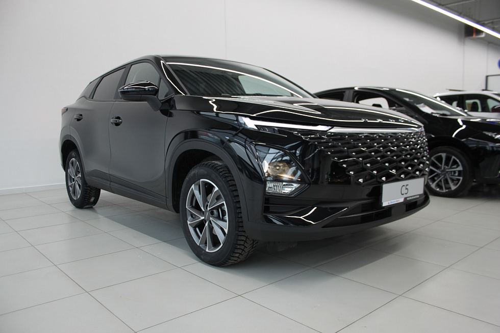 Omoda C5 Актив, черный