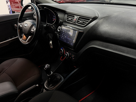 Kia Rio Prestige, 2014 года, пробег 137600 км