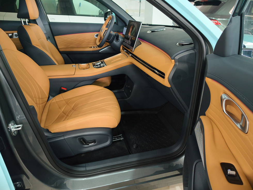 Geely EX5 Гибрид Макс EM-i, голубой