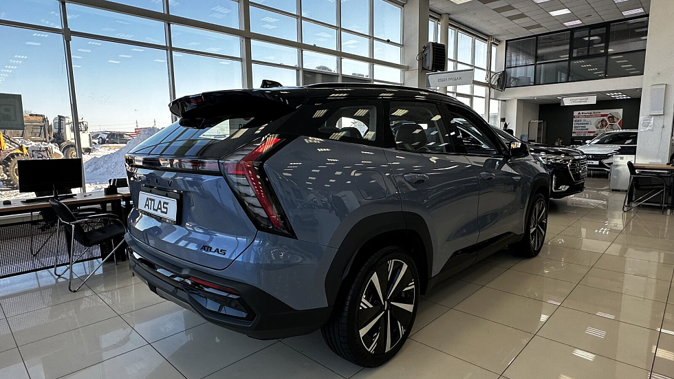 Geely Atlas Flagship, серый