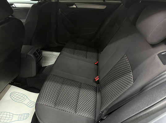 Volkswagen Golf, 2011 года, пробег 305054 км