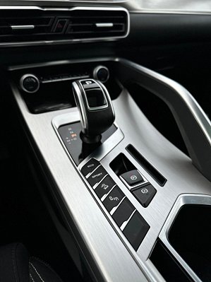 Geely Coolray Flagship, 2021 года, пробег 48236 км