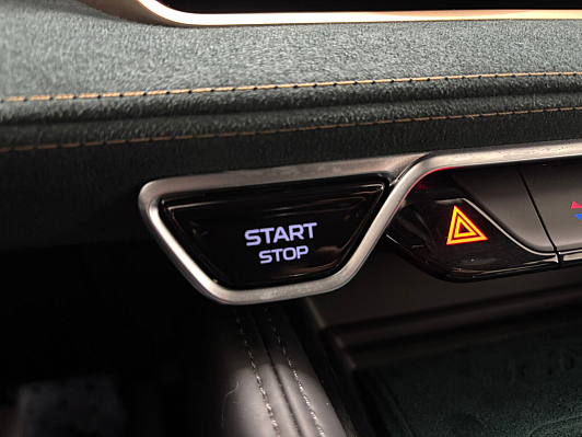 Geely Monjaro, 2024 года, пробег 10981 км